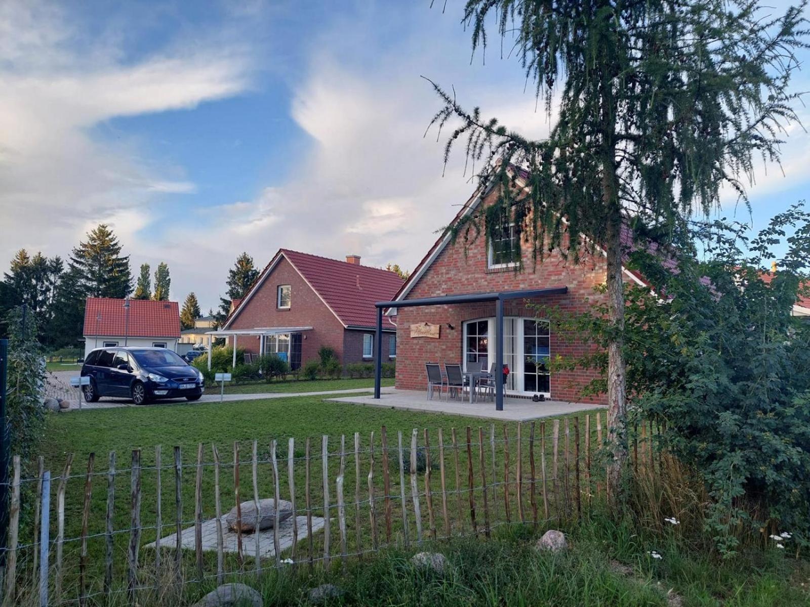 Alleenhuus Warin Esterno foto