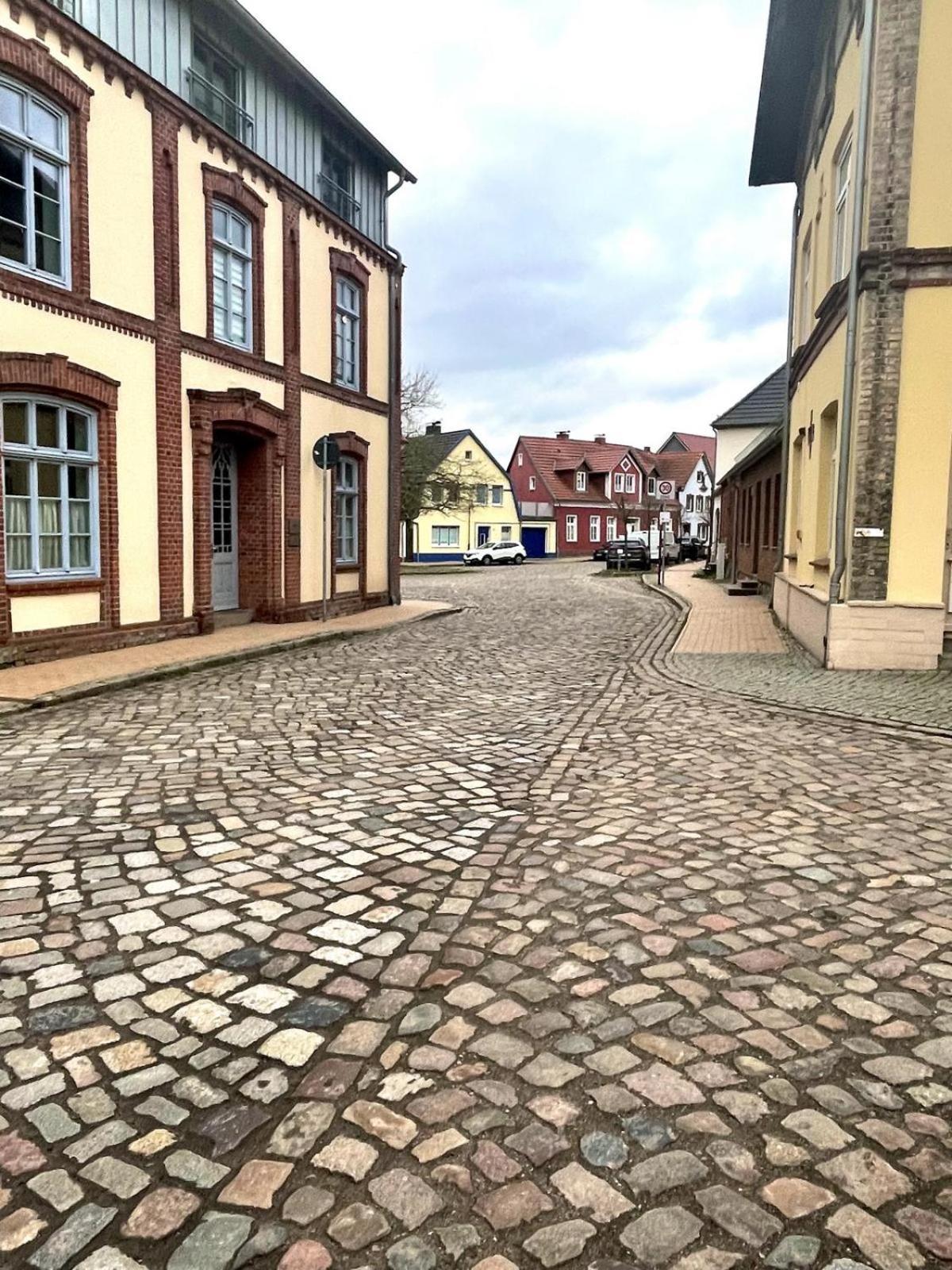 Alleenhuus Warin Esterno foto